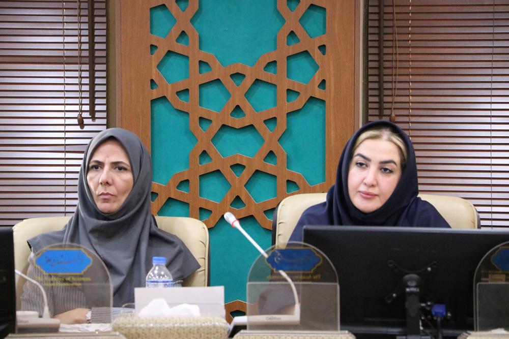 نشست گروه گیاهان دارویی و فرآورده های طبیعی 8